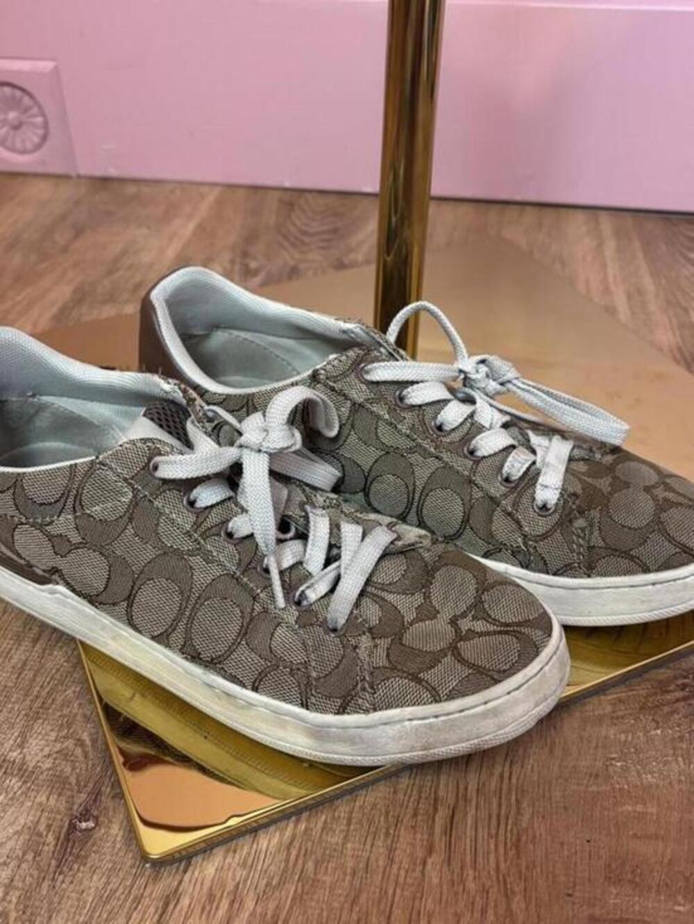 Coach High Line Signature Canvas Brown Clip Low Brown Lace Up Women’s 7 B
